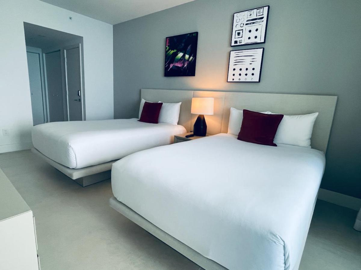 Stay At The Top With Amazing Views By Rent4Us Hollywood Exterior photo